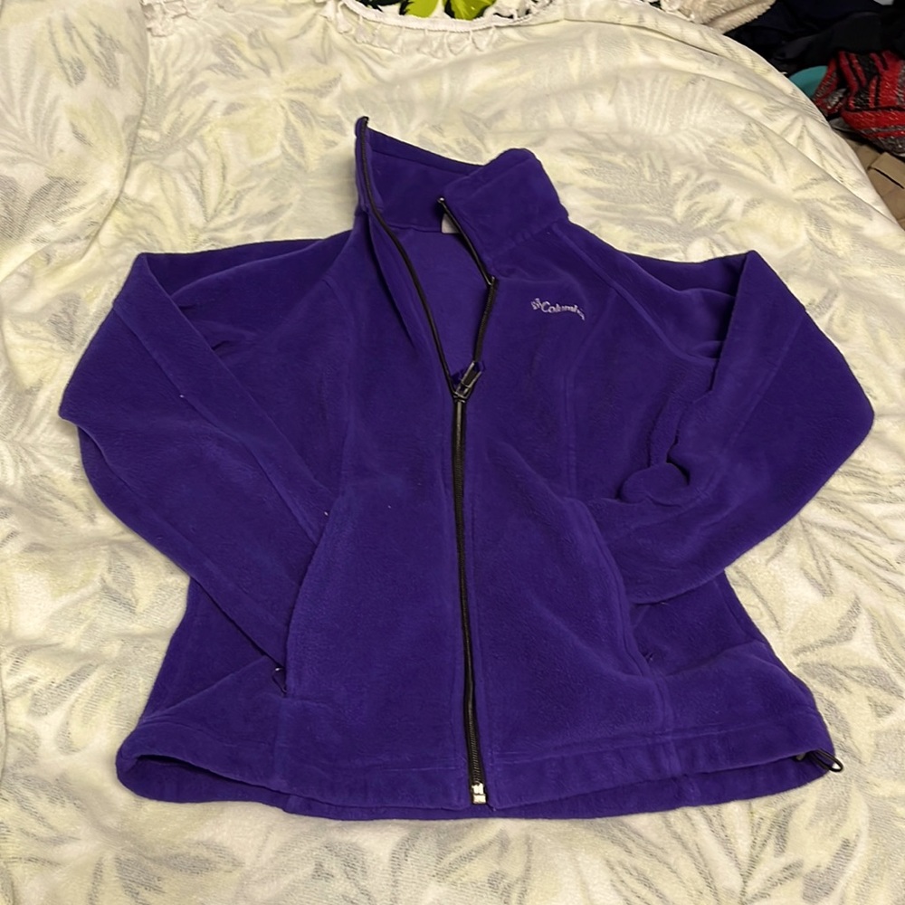 Women’s XS fleece jacket. Columbia